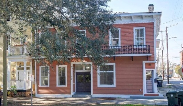 Gallery Stays - The Gallery