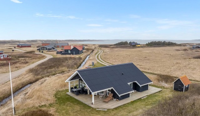 "Galmand" - 300m from the sea by Interhome