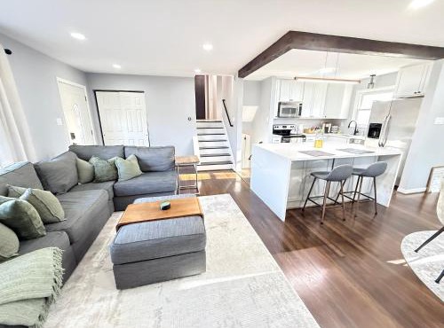 Gambrills Modern Retreat near Annapolis & Ft Meade