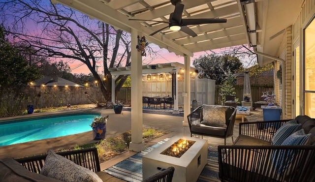 Game Lounge + Fire Table Retreat w/Private Pool