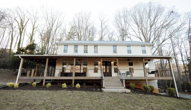 Game & Movie Room, Minutes to Wine, Weddings &Town