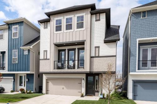 Game On! Lakefront Getaway for World Cup Fans