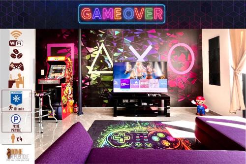 Game Over - 2 chambres - Parking privé - Thématique Gaming