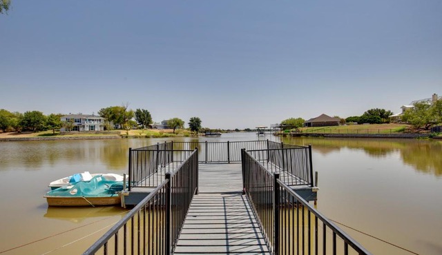 Game Room and Dock Waterfront Granbury Lake Retreat