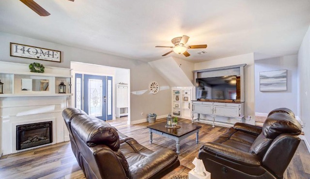 Game Room and Large Backyard Afton Home!