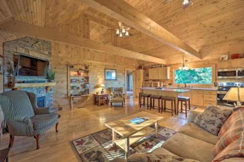 Game Room and Mtn Views! Family Blue Ridge Retreat