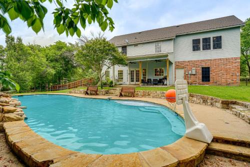 Game Room and Private Pool Willow Park Family Gem
