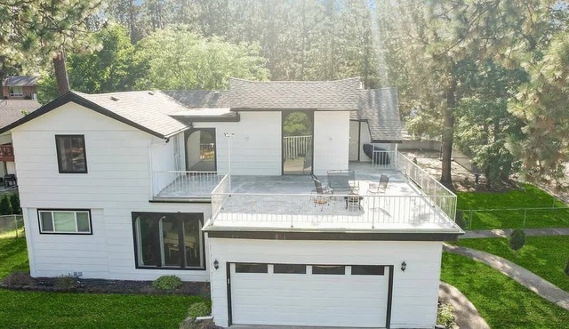Game Room & BBQ Oasis with Pickleball Court