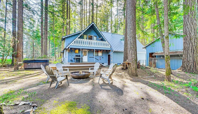 Game Room & Fire Pit: Family Cabin in Packwood!
