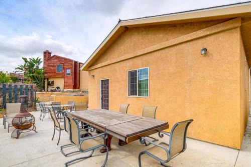 Game Room + Fire Pit: Quiet Family Home in Bonita