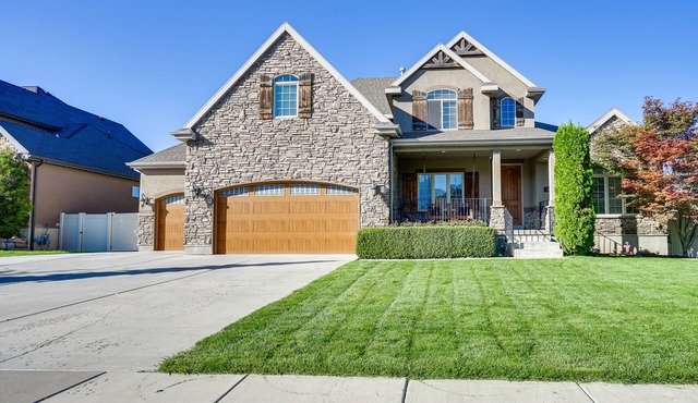 Game Room + Home Office: Spacious Kaysville Escape