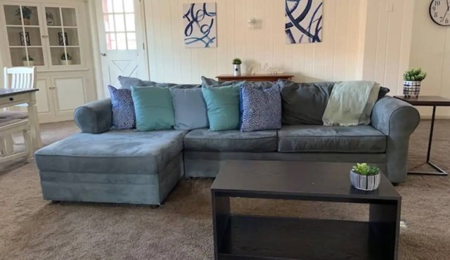 Game Room Sleeps 6 & 2 mi to Ski Liberty
