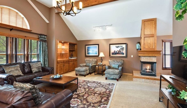 ⭐️ Game Room ⭐️ Steam Shower ⭐️Great Patio⭐️