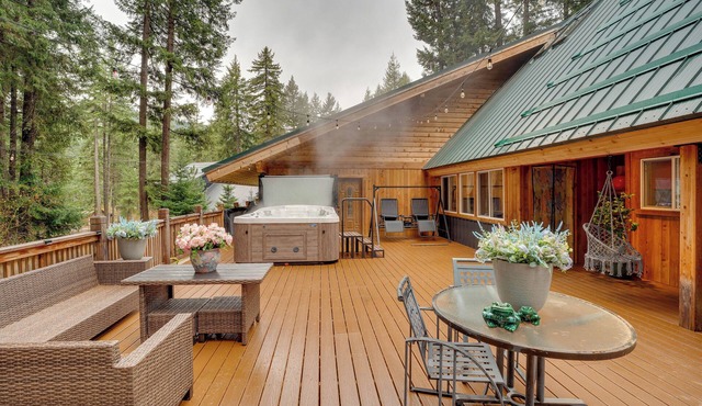 Game Room & Trail Access! Leavenworth Family Cabin