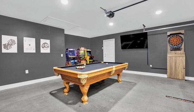 Game Room - Wind Creek Casino- RTJ Golf - 3 Beds - 2 Bath