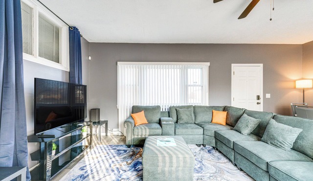 Game, Stay & Play: Family Home in Westland!