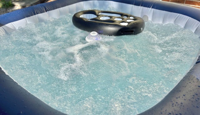 Game Table - Hot Tub - Home Theater - Sleeps 8