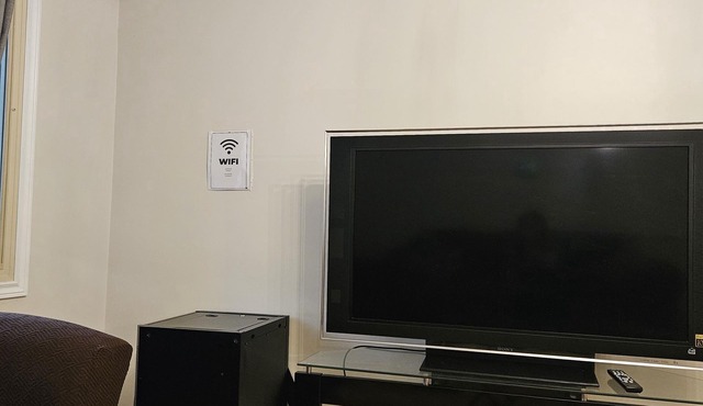 Games+BBQ+Firepit+sleep 8+4 beds near Downtown