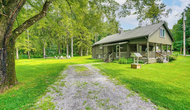 Games & Outdoor Entertainment: Upstate Family Home