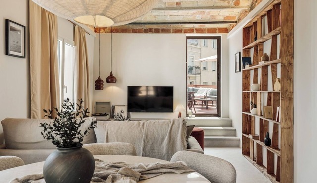 Gandoc - 3 bedrooms and terrace in Sants