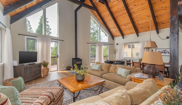 Gann Clan- BLS, Walk to Lake/Pool