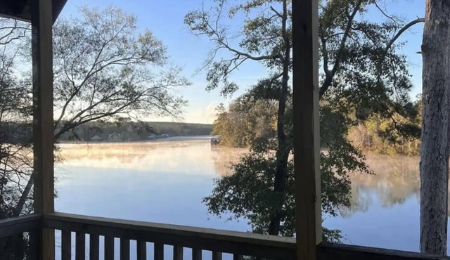 Gantt Lake’s Frayed Knot Lake House w/private boat ramp on a cozy cove!