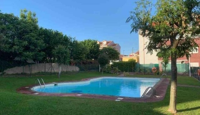 Garaje y Piscina Comunitaria!