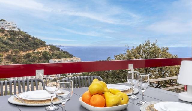 Garbi Salions by Interhome