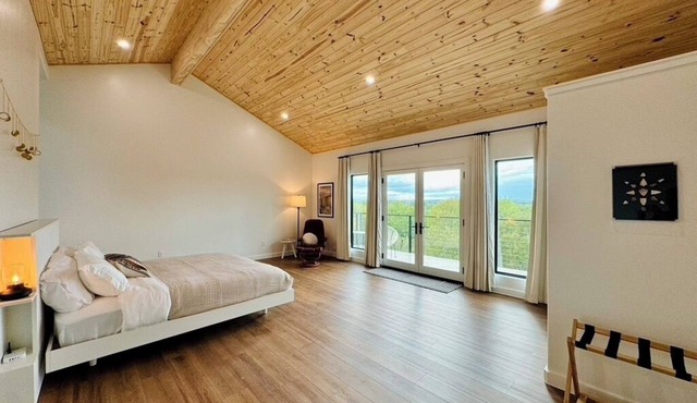 Garbo's Goodnight, a luxurious experience combined with the cozy comfort of home