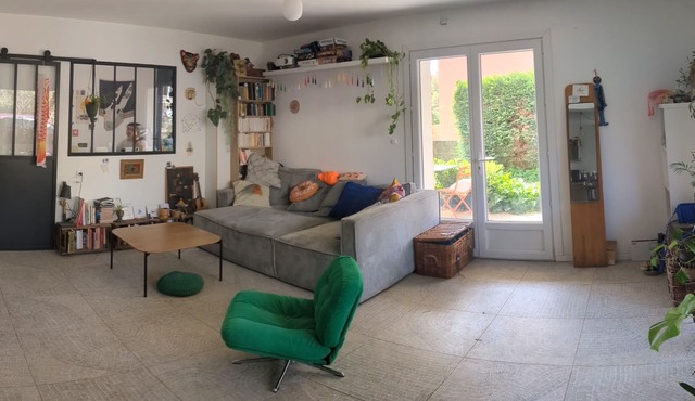 Garden apartment 5 minutes from the sea