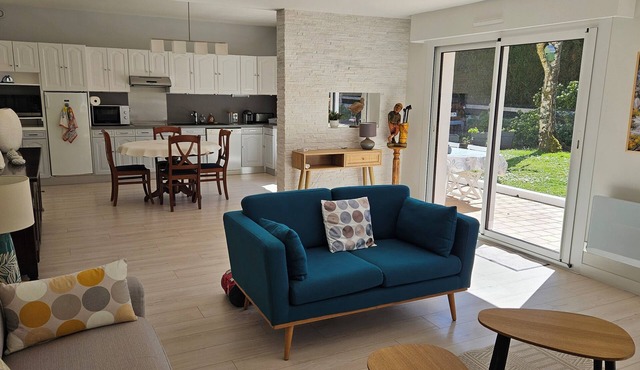 Garden apartment 75m3 500m from St Marguerite beach