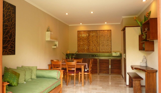 Garden Apartment with Swimming Pool