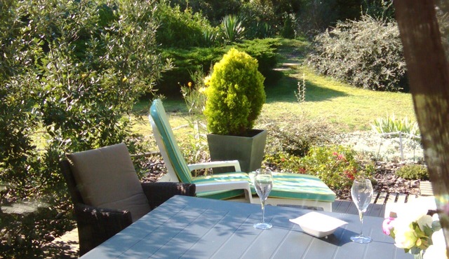 . garden app. 2 pers "Villa Marmousets" *200m seaside, 7