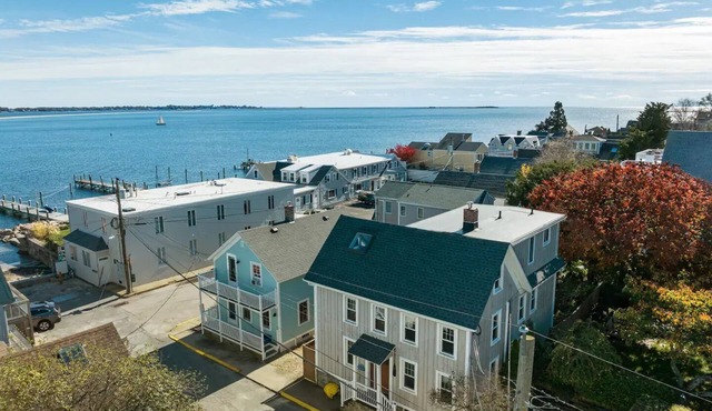 Garden Apt. in Stonington Borough