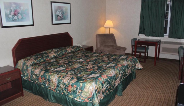Garden City Inn