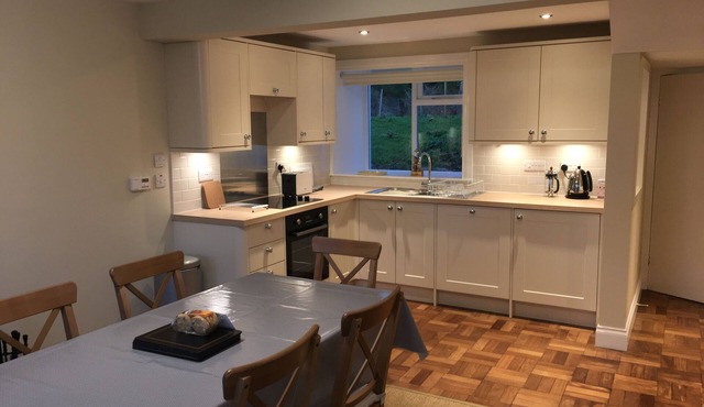 Garden Cottage with private enclosed walled garden