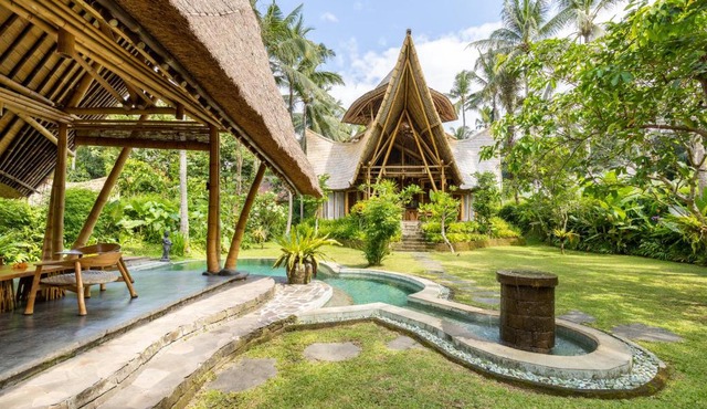Garden House 3bds Bamboo House Pool Garden View