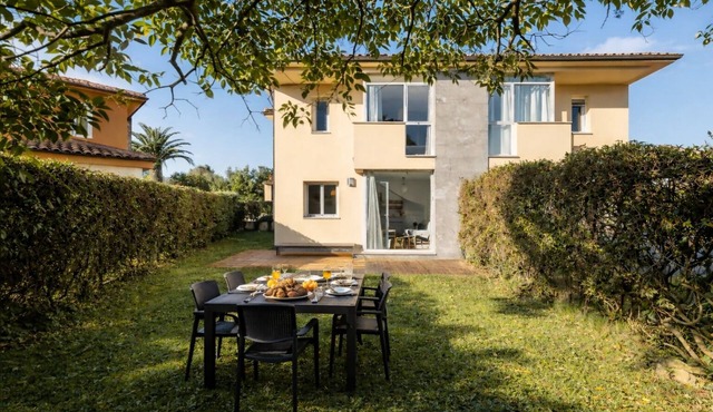 Garden House near Cuevas del Mar Beach - El Henar