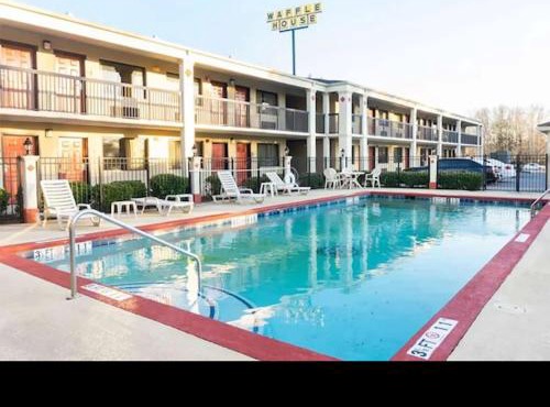 Garden Inn Adairsville