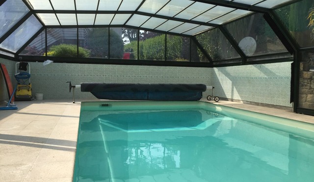 Garden level 100m2 sea view, swimming pool, 2 bedrooms.