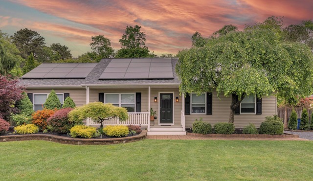 Garden Oasis Home near Wildwood Beaches