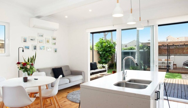 Garden Oasis Sydenham ISYD