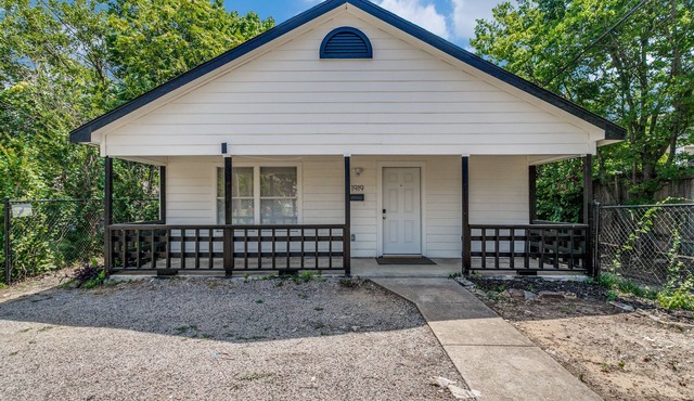 Garden Peak in Central Dallas, TX