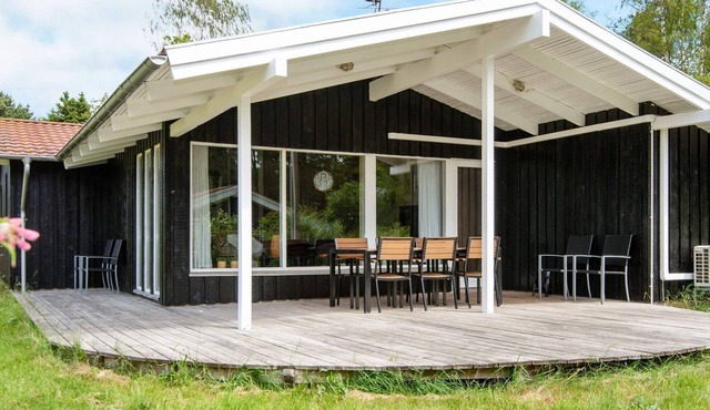 Garden-view Holiday Home in Jutland with Sauna