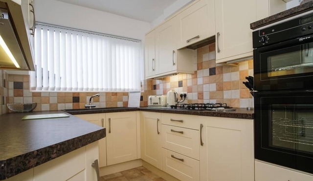 Garden View - Luxury Self Catering. NEC/Airport