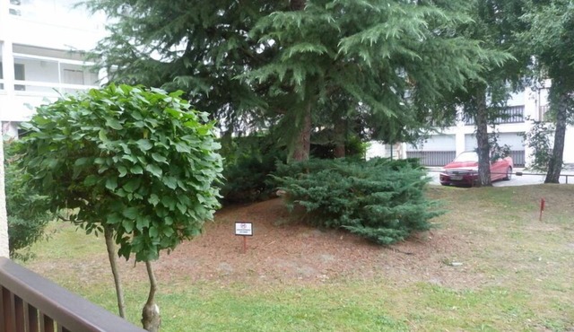 garden view studio in the village of Saint Lary classified *