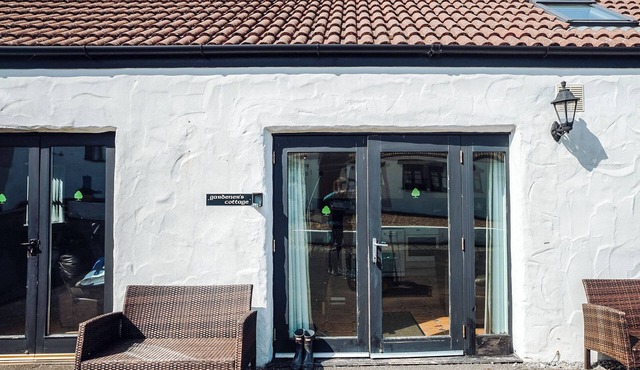 Gardener's Cottage - UK6713