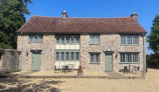 Gardener’s Cottage at Mathern Palace - Chepstow