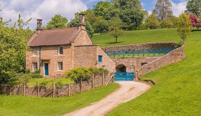 Gardeners Cottage Chatsworth Estate