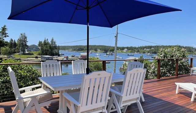 Gardenwalk Crest, Elevated Harbor Views, Dock & Boathouse, Village Setting